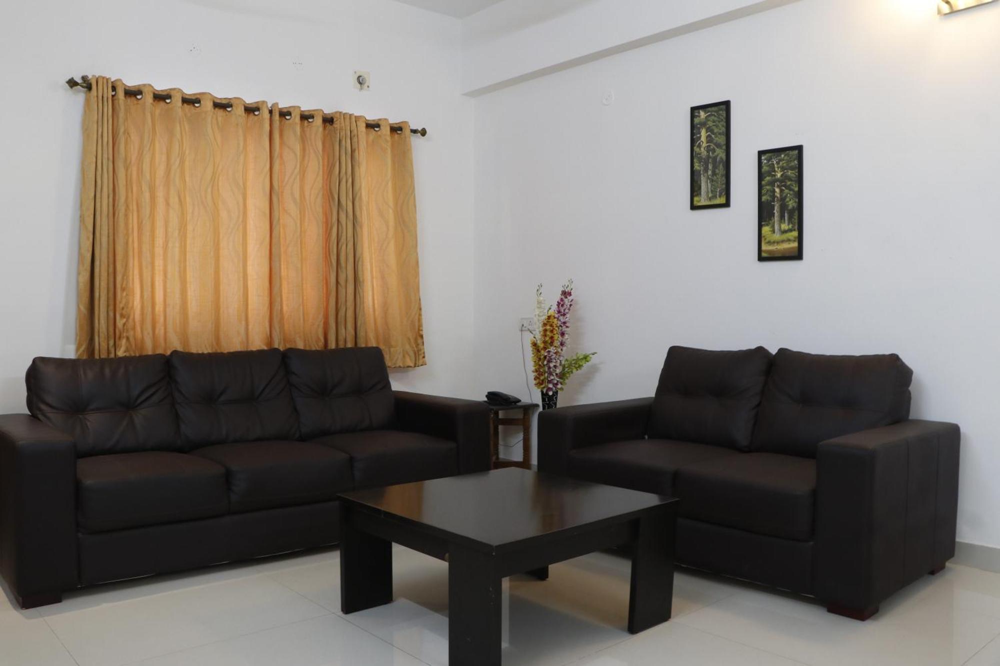 Fiesta House Pallikaranai Chennai Exterior foto